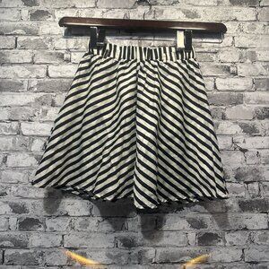 EUC Forever 21 Black & White Stripped Skirt Size XS